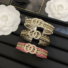 Pulseira de moda feminina Pulseira de designer de luxo multicores com letra c joias femininas diamante 18k presentes de casamento