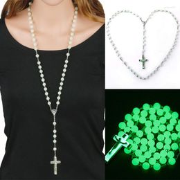 Pendant Necklaces Glow Bead Cross Necklace Christian Catholic Gift In Dark Prayer Beads White Fluorescent Fashion Jewellery