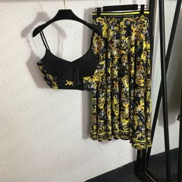 Sexy womens 2 pcs dress sets designer tracksuit print leapard letter women summer fashion crop tank tops with maxi pleated ruffle skirts woman clothes