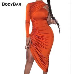 Casual Dresses Sexy Tight-fitting Hip-length Dress Ladies Long-sleeved Spring Autumn Pleated Fashion Round Neck Drawstring Banquet Robe