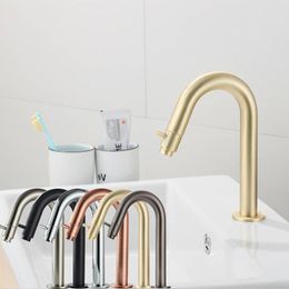 Bathroom Sink Faucets VEKE Copper Material Gold Basin Faucet Brass Single Cold Water Washbasin Taps For Torneira