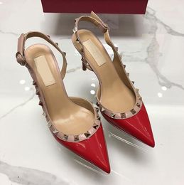 Sandali con tacco alto di moda di lusso rivetti da donna tacchi alti a punta in pelle di design che cuce una parola con scarpe da sposa scarpe di moda