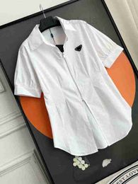 Women's Blouses & Shirts Designer New 2023 Summer Fashion Turn Down Collar Elegant Zip Up For Women Casual Short Sleeve Tops 547M