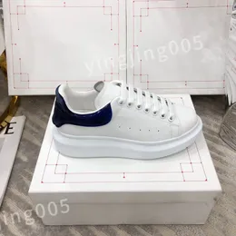 New top Men and womens arrow couple walking sports mens brand-name sneakers ladies jogging shoe non-slip soles hl210601