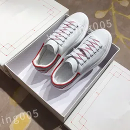 2023 new top Luxury Out Of Office white Shoes Designer Women Sneakers Mixed Colour Lace Up Flat Casual Men Spring Autumn Walking Shoes Size 35-45 hl210208