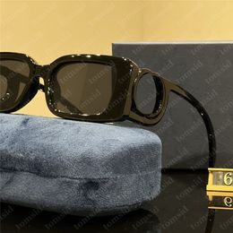 Fashion Womens Designer Sunglasses UV400 Classic Double Letters PC Full Frame Polarised Mens Luxury Sunglasses Adumbral Sun Glasses Eyewear