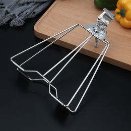 BBQ Grills Stainless steel chicken roast duck clip hook board shelf beer oven grill bbq Barbecue net cured burning tool skewers 230706