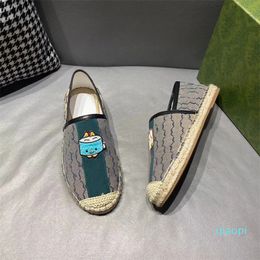 Espadrille animal patch canvas shoes buckle Loafers men women designer prints embroideries Beige and ebony shoe grass Sole covered