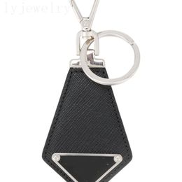 Metal buckle keychains designer black leather key chain silver plated triangle love necktie contour bag charms mature men luxury keyring purse decorative PJ056 C23