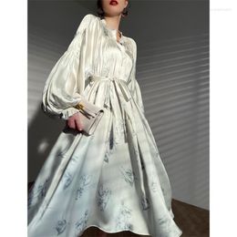 Casual Dresses Luxury Satin Print Long Dress For Women 2023 Fashion Spring Elegant Loose Lantern Sleeve V Neck Lace-up Robe Q032