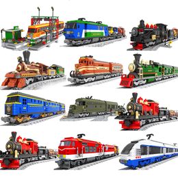 Diecast Model City train set steam bullet vehicle cargo railway station model building blocks brick tracks rail no motor kits carriage kid toy 230705