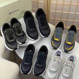 Mens Casual Sneakers Wool Breathable High-end Lightweight Running Shoes Fashion Versatile Trend Shoes