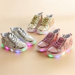 Spor ayakkabılar moda kızlar için parlayan ayakkabı kızlar lider aydınlatıcı ayakkabılar aydınlık spor ayakkabılar yumuşak taban nefes alabilen çocuk ayakkabıları 230705