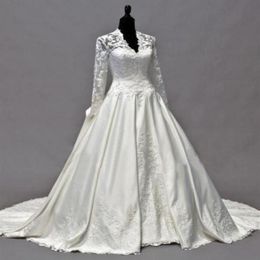 2021 Vintage Kate Middleton Long Sleeves Fall Wedding Dresses ALine VNeck Ivory Taffeta Appliques Peplum Bridal Gowns Vestidos D35282Q