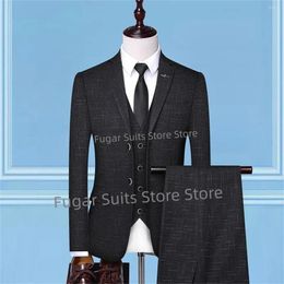 Men's Suits Classic Black Wedding Suit For Men Slim Fit Notched Lapel Groom Tuxedos Banquet 3Pieces Stes Business Male Blazer Costume Homme