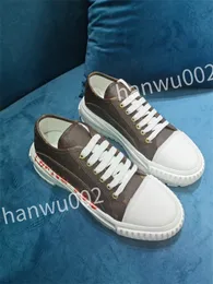 2023 new Hot Designer flat sneaker trainer casual shoes canvas leather white letter overlays fashion platform mens womens low sneakers dc220517