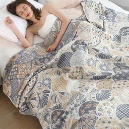 Blankets Cotton Muslin Blanket Summer Soft Gauze Bed Sheet Sofa Cover Nap Thread For Comfortable Travel Throw Modern
