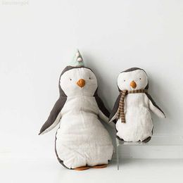 Stuffed Plush Animals Handmade Penguin Cloth Toy Baby Home Ornament Cosy Cuddling Animal Doll for Newborn Penguin Mum and Baby Cotton Linen Soft Doll L230707