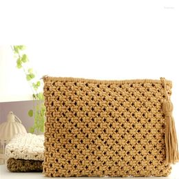 Evening Bags National Style Woven Clutch Hollow Out Straw Handbags Vintage Rattan Beach Bag String Knitted Tassel Hand Tote