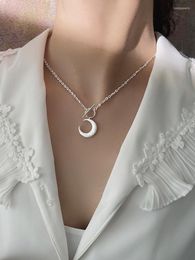 Pendant Necklaces Moon OT Buckle Necklace Women Simple Light Luxury Clavicle Chain For Matte Texture Jewellery Holiday Gifts