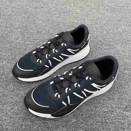 Spring 2023 New Mens Shoes Ultralight Sports Casual Shoes Popcorn Light Sole Step Shoes Mens Style