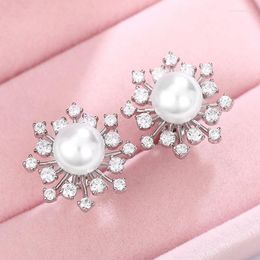 Stud Earrings Huitan Chic Simulated Peal For Women Aesthetic Snowflake Shaped With CZ Elegant Sweet Girls Ear Jewelry