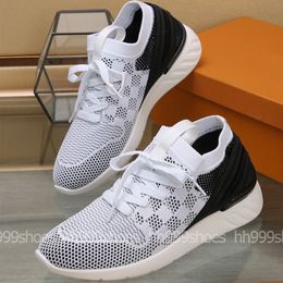 New Mens Shoes Sneakers Oversize Sneaker Shoe Cloudbust Thunder Knit Luxury Designer Light Rubber Sole Arrival Breathable Fly Woven Fabric