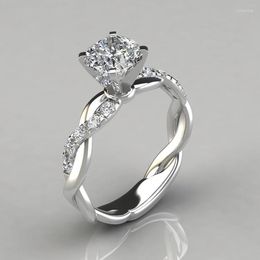 Cluster Rings S925 Silver Seting Zircon Fashion Twisted Round Engagement Romantic Ring For Girlfriend Birthday Gift Jewelry