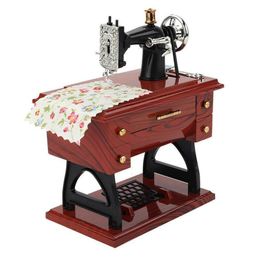 Novelty Items Mini Nostalgic Music Box To Alice Random Music Xmas Gift to Wife Creative Retro Simulation Sewing Machine Music Box Hand Crank 230707