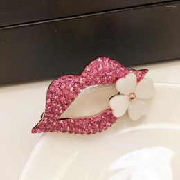 Brooches XZ12 Lips Flowers Jewlery Lapel Pins And Broche Broach Jewellery Fashion For Women Clothing