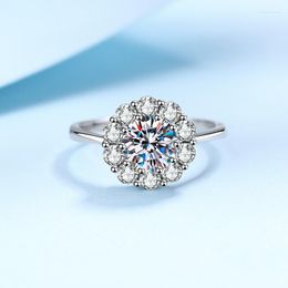 Cluster Rings 14k White Gold 1CT D Colour VVS Moissanite Flower Ring 925 Sterling Silver Lab Diamond Fine Luxury Jewellery For Woman