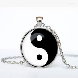 Pendant Necklaces Vintage Glass Dome Cabochon Tai Chi Yin Yang Steampunk Statement Choker Women Jewelry Hip Hop Gifts Bijoux