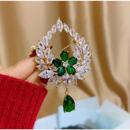 Brooches Colourful Zircon Women's Brooch Pin Elegant Waterdrop Wreath Corsage Suit Pins Accessories Female Jewellery Luxe Broche Gifts