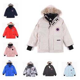 2023 Parka Cappotti Uomo Donna Designer Piumini Veste Homme Inverno Jassen Puffer Grande pelliccia Felpa con cappuccio Abbigliamento Fourrure Capispalla Manteau Hiver