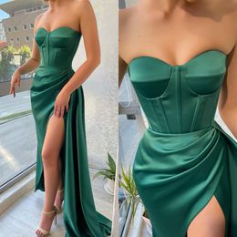 Elegant Green Prom Dresses Sweetehart Satin Evening Gowns Pleats Slit Formal Long Special Ocn Party Dress