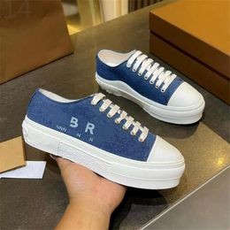 Burberriy Shoes Luxury Design Bowling Qq Fashionable Men and Women Leather Canvas Letter Casual Outdoor Sports Running Shoes 01-017