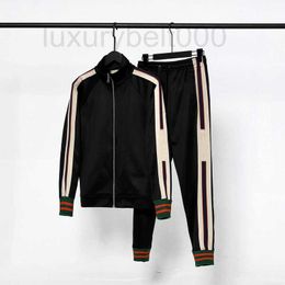 Men's Tracksuits Designer 2023 mens tracksuit Red green stripe luxury womens sport zipper classical letter print tracksuit sleeve sportsuit Streetwear suits 736S