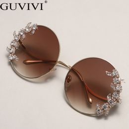 Unique Crystal Flower Frame Round Women Sunglasses Classic Gradient Blue Tea Colour Lens Eyewear Vintage Brand Designer Shades