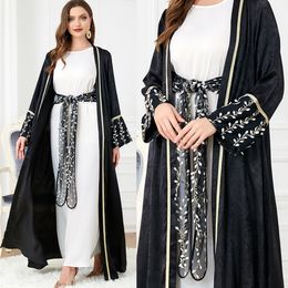 الجملة في الشرق الأوسط الملابس العربية دبي للنساء 2 قطعة أبيا فستان داخلي للمسلم AST364481