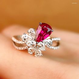 Cluster Rings 925 Silver Fashion Simulation Pigeon Blood Red Gem Ring Banquet Wedding Cocktail Ball Accessories Gift