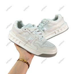 Designer thick sole men's and women's fashion shoes fuchsia athletic student casual quality comfortable travel party skateboard shoes