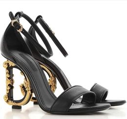 Scarpe eleganti da donna Tacchi alti Décolleté da donna firmati in vera pelle Sandali da donna Scarpe con tacco da 10 cm in oro nero dorato con scatola