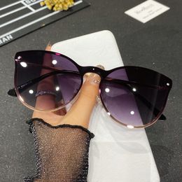 Classic Rimless Sunglasses Women Gradient Sunglasses Female Retro Brand Outdoors Shades for Ladies UV400 Coloured Glasses