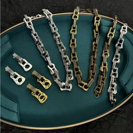 Braccialetti della collana della nuova tirata-linguetta dell'annata Le lettere alla moda unisex progettano i monili di lusso earing punk