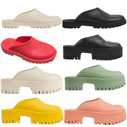 Mens Womens Sliding Foam Flip Flops Luxury Fashion Flat Slippers Rubber Candy Color Jelly Shoes Beach Wedding Party Sandals