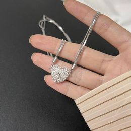 Pendant Necklaces Fashionable Broken Love Necklace Exquisite Shiny Zircon Absorbent Iron Multi Layered Party Jewellery Accessories