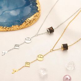 Fashion Designer 18K Gold Silver Plated Pendant Necklaces High-end Stainless Steel Brand Letter Links Chains Flower Geometry Necklace Jewellery Gift