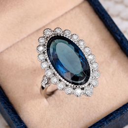 Huitan Gorgeous Navy Blue Cubic Zirconia Women Ring Wedding Engagement Accessories Series Gold Color/Silver Colour Luxury Jewellery