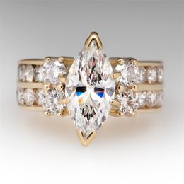 Huitan Luxury Cubic Zirconia Engagement Rings for Lover Gold Colour Fashion Marquise CZ Design Wedding Party Women's Ring Jewellery