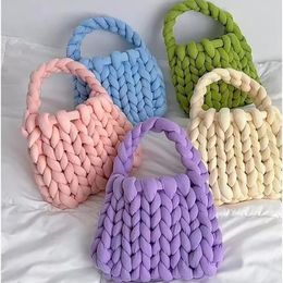 Chunky yarn knitted shoulder bag Thick bulky giant wool hand woven tote messenger bag